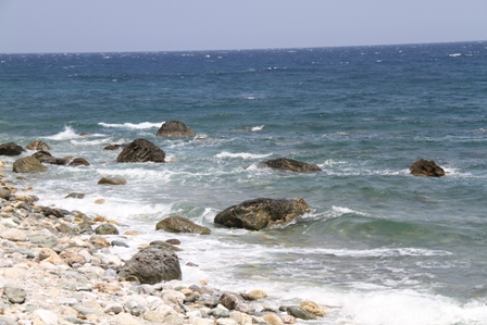 Bord de mer sauvage Agos Ioanis