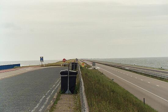 Afsluitdijk ( La Grande Digue )